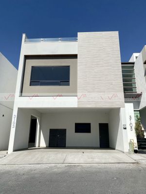 Casa en venta en Colinas del Valle, Monterrey, Nuevo León.