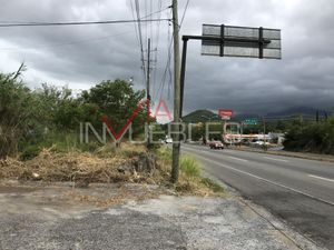 Terreno Comercial En Renta En Santa Rosalía, Santiago, Nuevo León