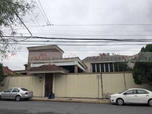 Casa En Renta En Mitras Sur, Monterrey, Nuevo León