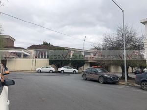 Casa En Renta En Mitras Sur, Monterrey, Nuevo León