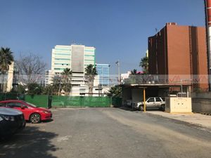 Edificio En Venta En Empleados SFEO, Monterrey, Nuevo León