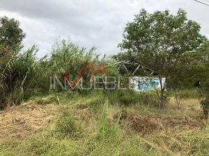 Terreno Comercial En Renta En Santa Rosalía, Santiago, Nuevo León