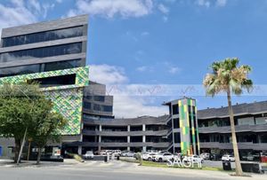 Venta Local Comercial Plaza SAAGHI En San Pedro Garza García