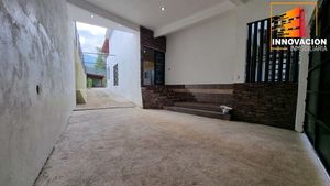 SE VENDE CASA EN MINATITLAN, COLIMA, JUNTO A PEÑA COLORADA,  SOBRE AVENIDA