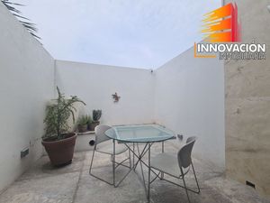 SE VENDE CASA  SUPER EXCLUSIVA EN GIRSASOLES, COLIMA, COLIMA,  ZONA  PRIVADA EN