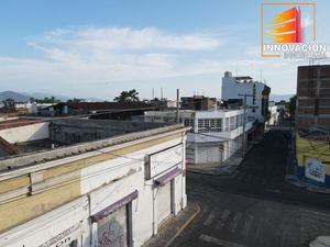 SE RENTA LOCAL EN ESQUINA CENTRO DE COLIMA 400 M2