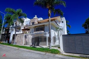 Casa en Venta en Bugambilias, Zapopan Jalisco