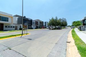 Se vende Terreno en Valle Imperial , Zapopan Jalisco.