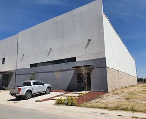 Bodega renta 1,200m2 Parque Industrial, Trex, La Venta
