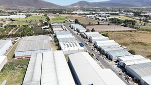 Terreno en venta 2,650 Condominio Industrial Santa Cruz