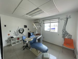 Consultorio Dental equipado en Renta en Centro Odontológico