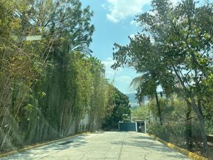 Terreno residencial en venta en privada Aramoni zona dorada Tuxtla