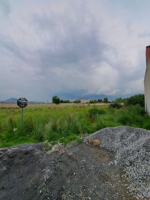 TERRENO EN VENTA EN CACALOMACAN CERCA DE PAIDEA