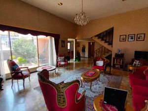 Casa en VENTA Heroes de la Revolución Huizachal Calle Privada