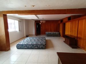 Casa en VENTA Lomas de la Herradura conJardín y depa adicional