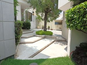 CASA EN VENTA TECAMACHALCO EN PRIVADA