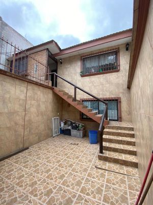 CASA DUPLEX, PLANTA ALTA, EN VENTA, LOMAS LINDAS, ATIZAPAN.