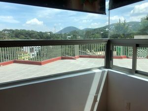 CASA EN VENTA, CONDADO DE SAYAVEDRA, VIGILANCIA Y JARDÍN.