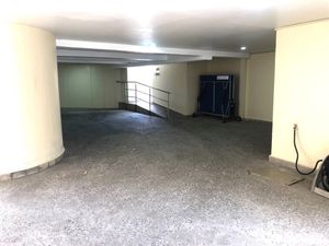 CASA EN VENTA, CONDADO DE SAYAVEDRA, VIGILANCIA Y JARDÍN.