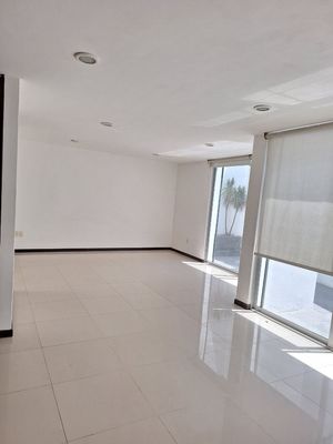 Casa en venta puebla lomas de  Angelópolis II parque castellana