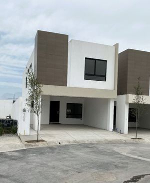 Casa en venta en Dominio Cumbres, García, Nuevo León.