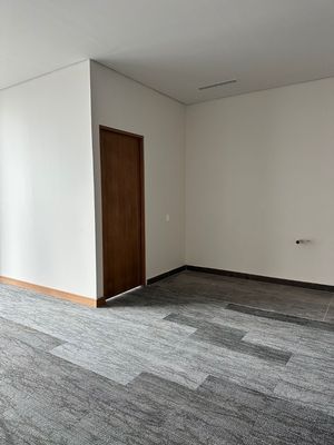 Oficina en venta en zona Santa María