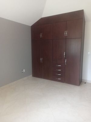 VENTA DE RESIDENCIA EN LEÓN SALIDA A SILAO