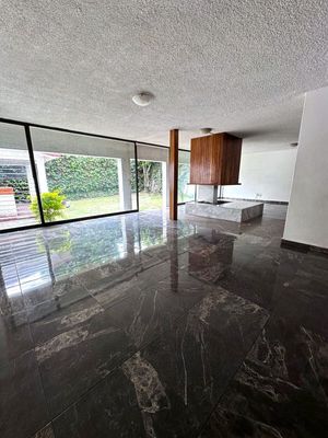 Casa en venta en Ciudad Satélite!!