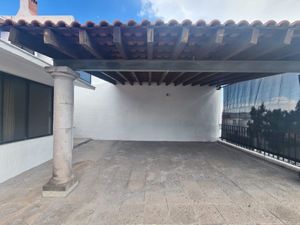 Casa en venta en Loma Dorada