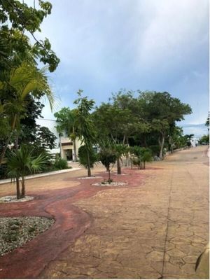 Terreno en venta en Puerto Morelos Aldea Kiiin