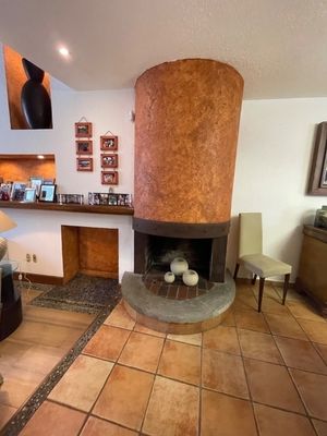 Chimenea en sala comedor 