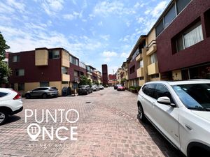 Casa en condominio en venta en colonia del valle a cuadras de Liverpool insurgen