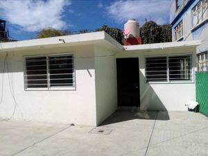 Casa en renta en callejon esfuerzo 14, Santa Úrsula Coapa, Coyoacán, Ciudad  de México, 04650.