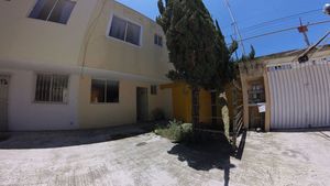 CASA EN VENTA EN LA COLONIA S.N.T.E.