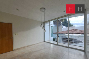 Casa en venta en Puebla,  Fuentes de Moratilla