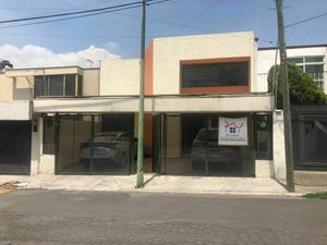 Casa en venta en Boulevares, Naucalpan de Juárez, Estado De México, 53140.