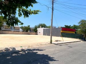 Terreno en Venta en Sodzil Norte, junto a un Oxxo