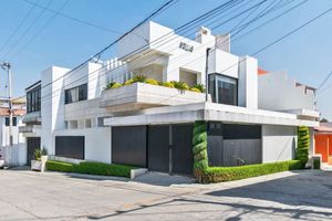 VENTA CASA EN CONDOMINIO EN BOSQUES DE TARANGO