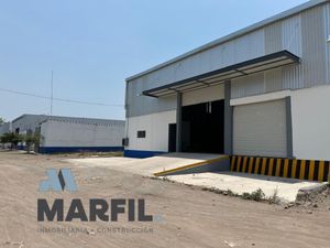 Bodega en Renta al sur de Colima por Av Carlos de la Madrid