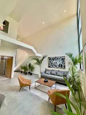 Casa en Venta en Coto Privado de 4 Recámaras Zona Norte de Colima