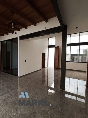 Casa en Venta 1 planta 3 Recamaras y Alberca al Norte de Colima