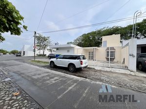 Casa Venta Norte de Villa de Álvarez Colima 2 Recámaras Terraza Amplio Terreno