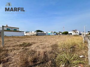 Terreno Comercial en Renta