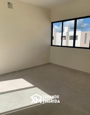 CASA EN VENTA AL PONIENTE DE MERIDA