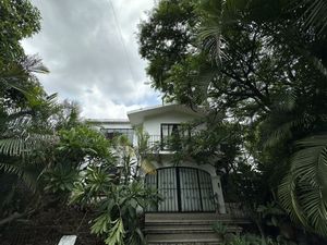 Casa Sola en Venta para Remodelar,  Zona Dorada Col. Reforma