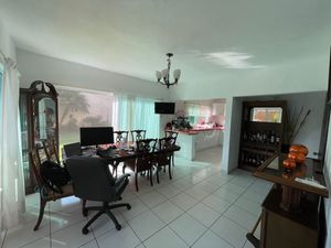 CASA SOLA EN VENTA, EN ZONA NORTE