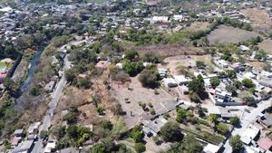 TERRENO EN VENTA AL SUR DE CUERNAVACA, EN XOCHITEPEC.