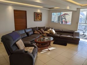 Casa en Venta en Lomas de Tecamachalco