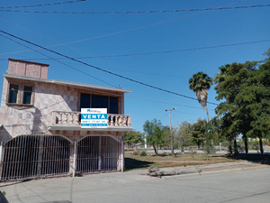 Casa en Venta en Fracc.  Los Pinos Los Mochis, Sinaloa