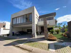 Casa en venta en Las Villas Residencial, Ahome, Sinaloa.